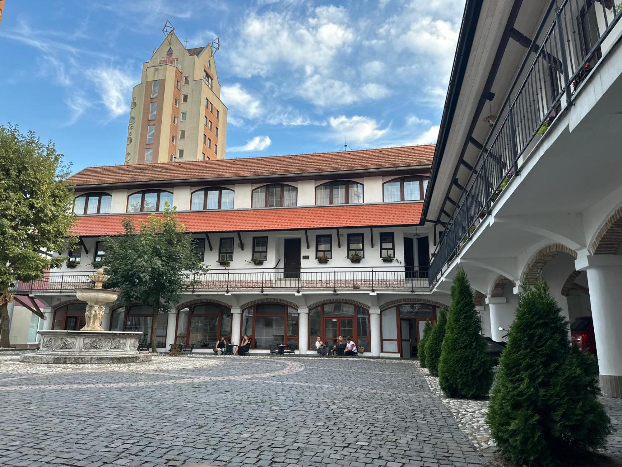 Apartman Reduta Lučenec Exteriér fotografie